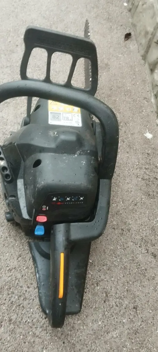 Petrol chainsaw and hedge trimmer for sale - Image 2
