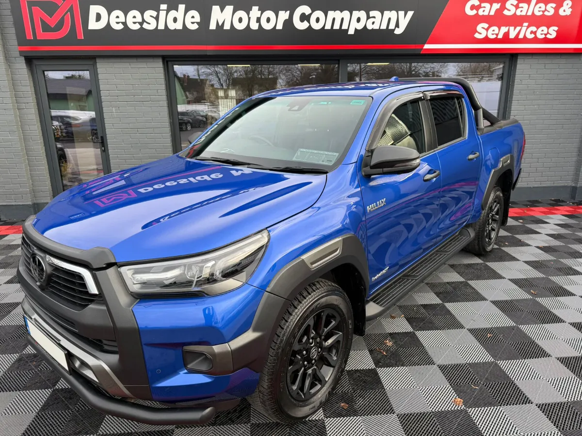 Toyota Hilux 2023, INVINCIBLE X , AUTO, - Image 2