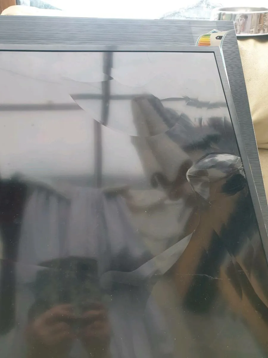 Tv  for part's. - Image 2