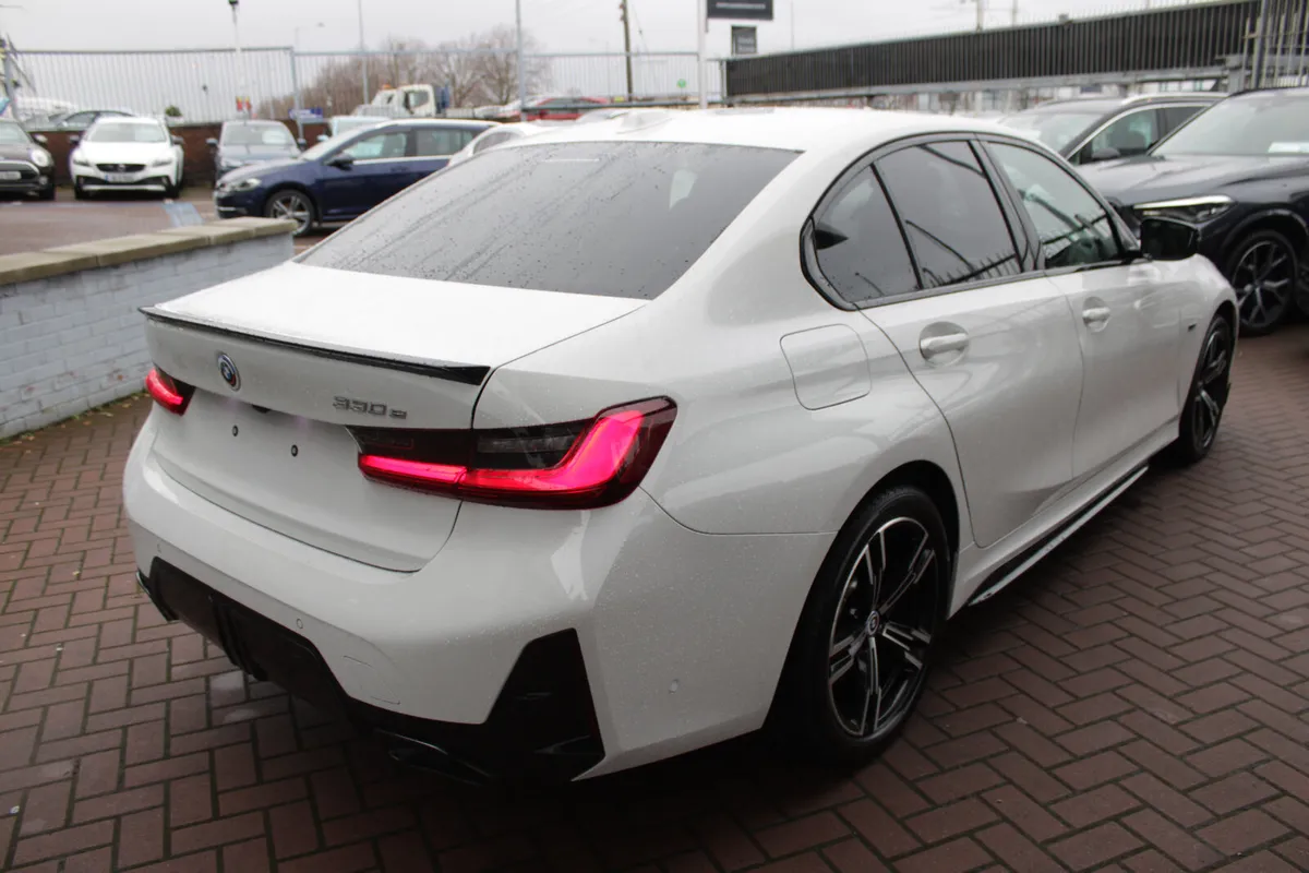 330E PLUG IN HYBRID M-SPORT PLUS PACK // HUGE SPEC - Image 4