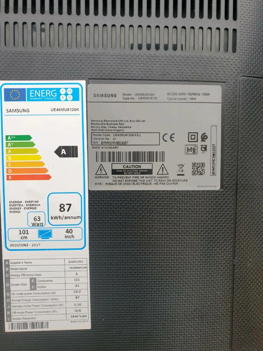 Tv  for part's. - Image 3