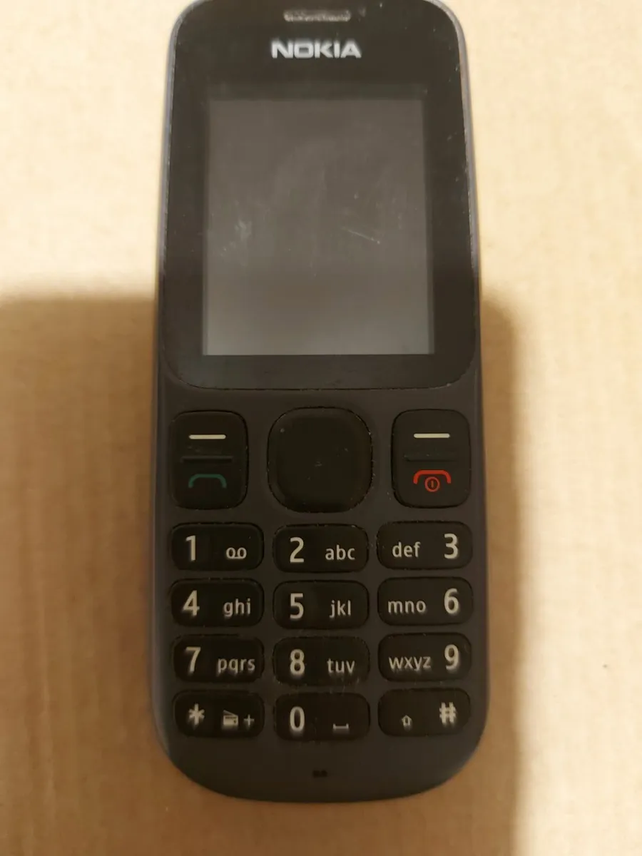 Nokia 100 MobilePhone, mint condition - Image 1