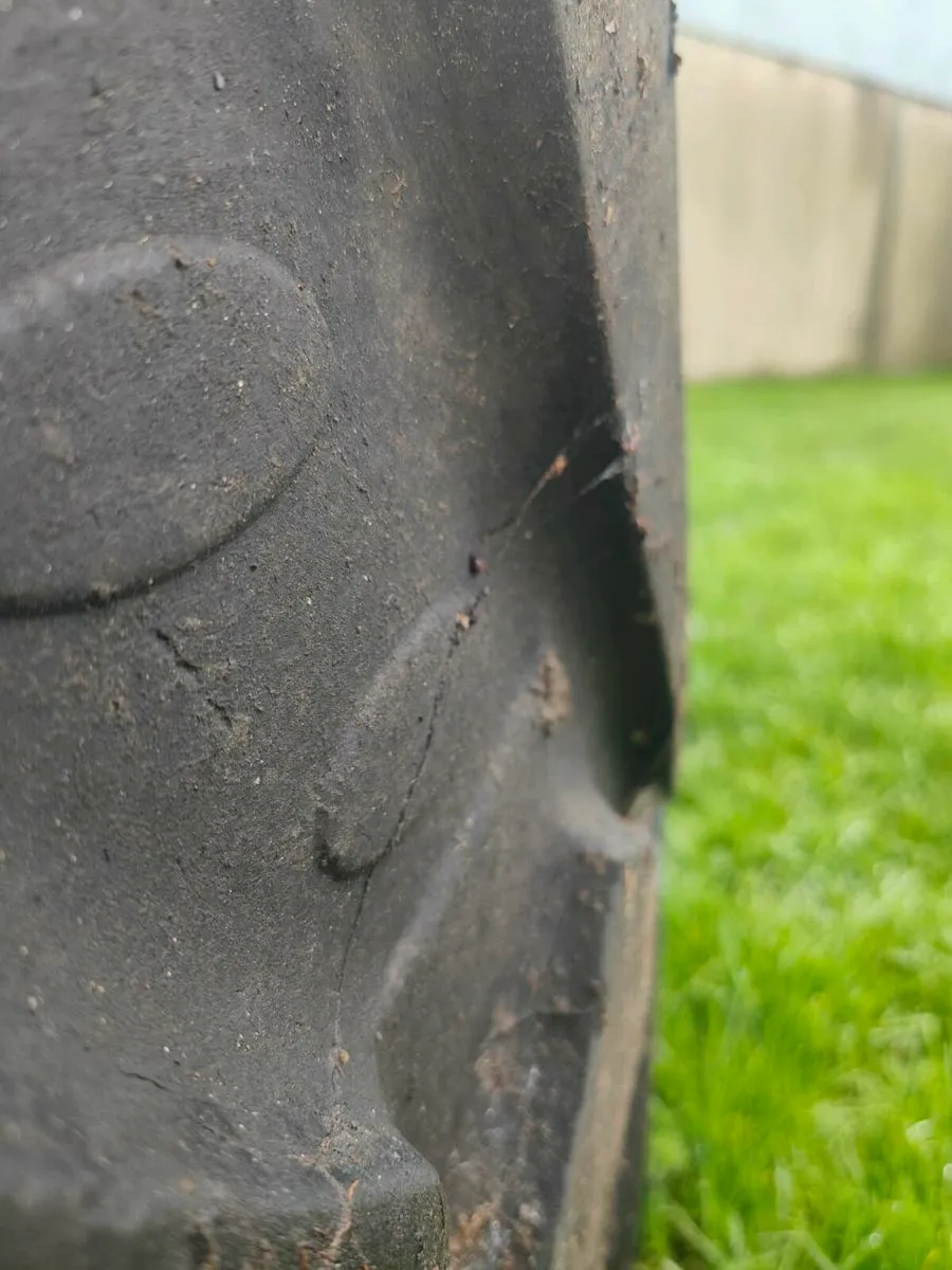 520/70 r38 - Image 2