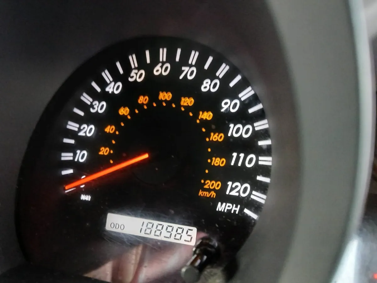 Toyota Hilux 2007 - Image 2