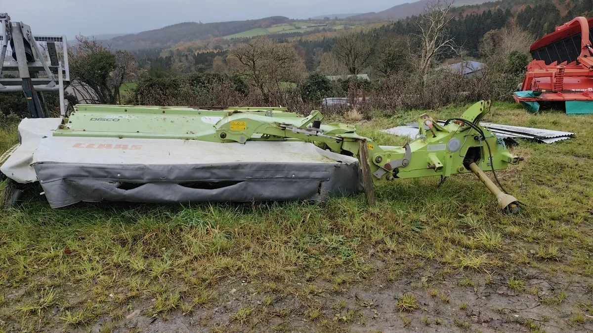 Claas 3100c for breaking