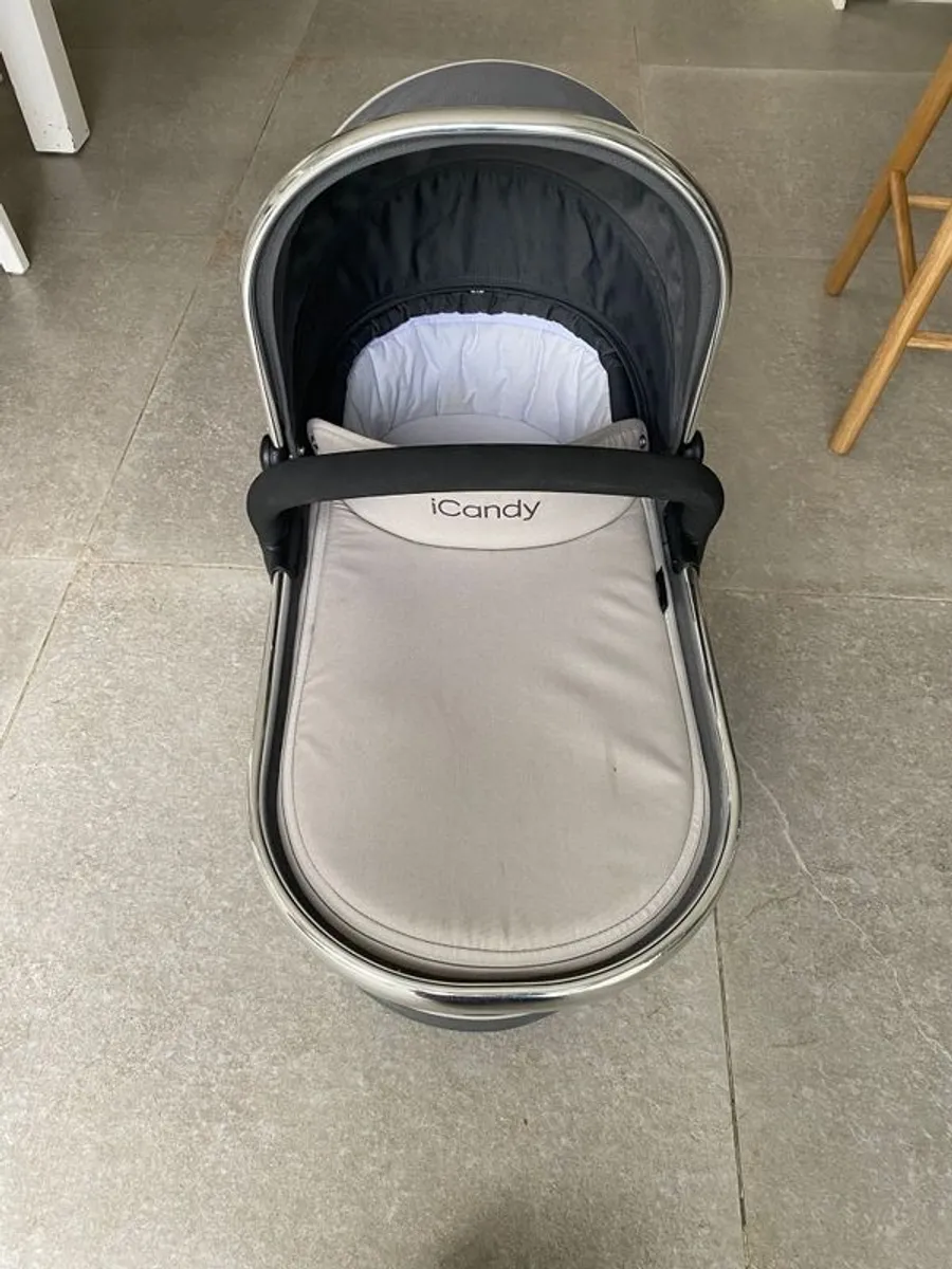 iCandy Carrycot from Peach Range Moonlight Grey - Image 2