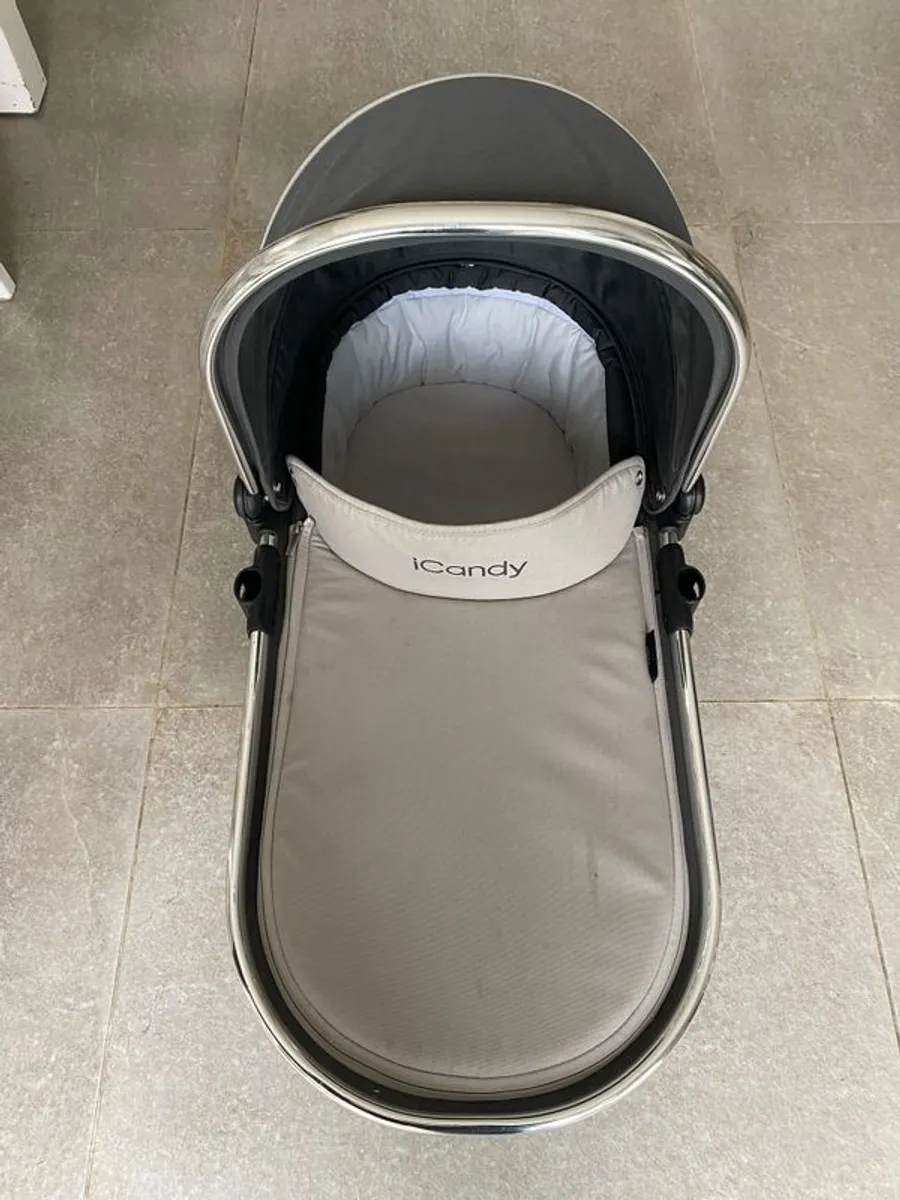 iCandy Carrycot from Peach Range Moonlight Grey - Image 3