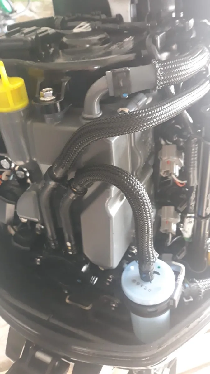 4 stroke 25hp Suzuki - Image 4