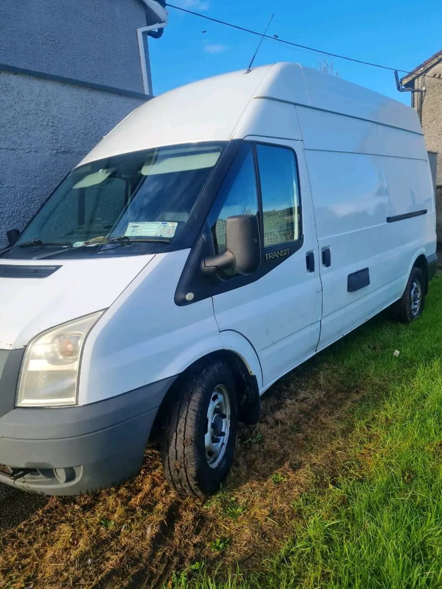 131 Ford transit - Image 2