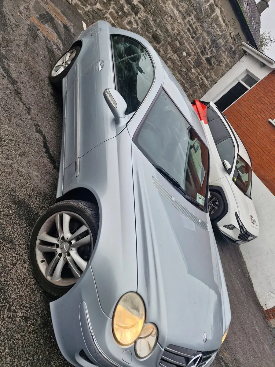 Mercedes-Benz CLK 2006 - Image 1
