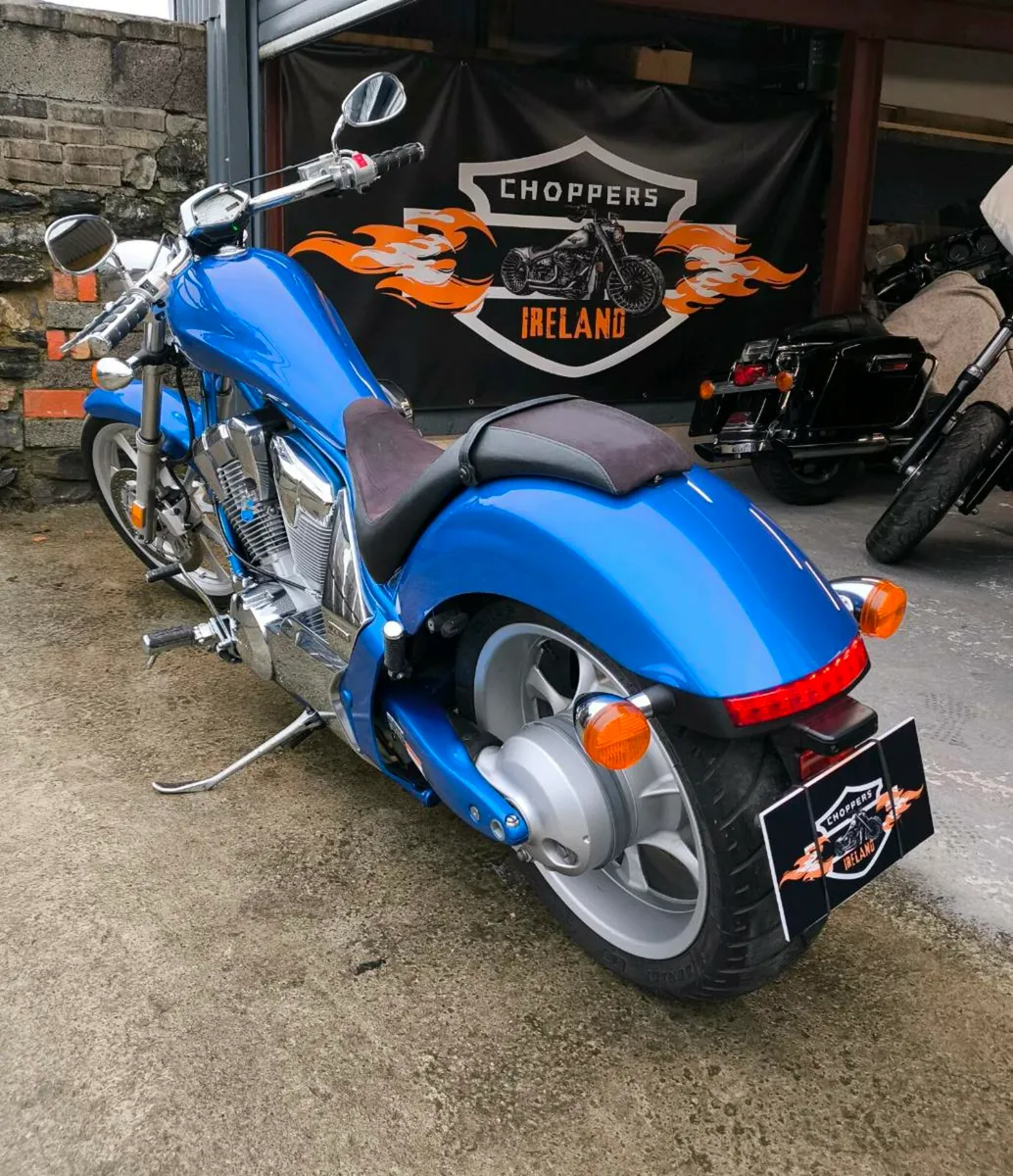 Honda Fury Vt1300cx - Image 1