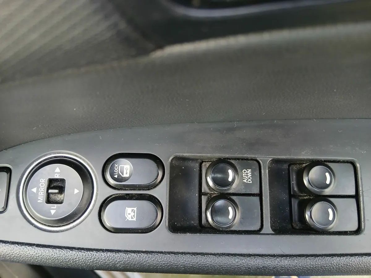 Hyundai i30 2008 - Image 2