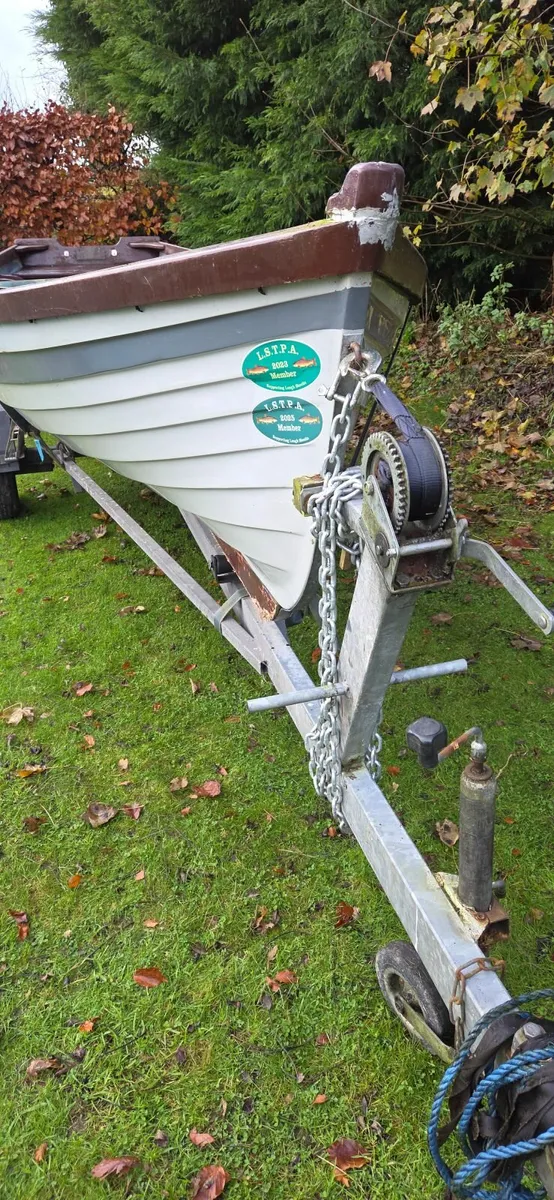 19ft Lake Fishing  Boat and Galvanised heavy trail - Image 3