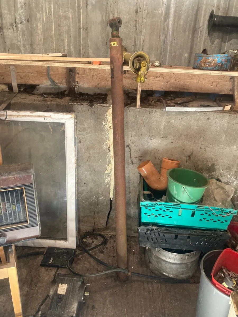 Hydraulic Rams - Image 2