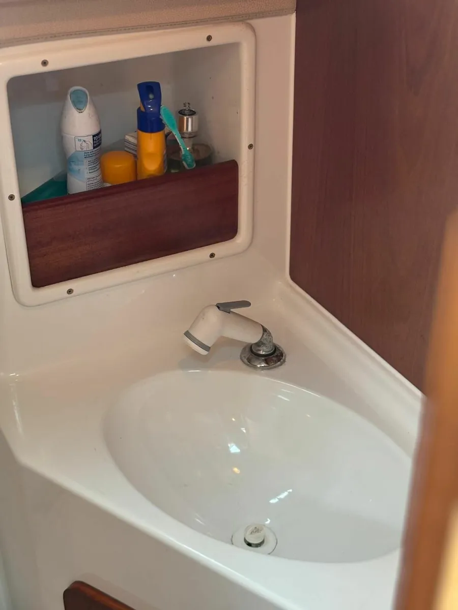 Jeanneau Merry Fisher new listing - Image 3