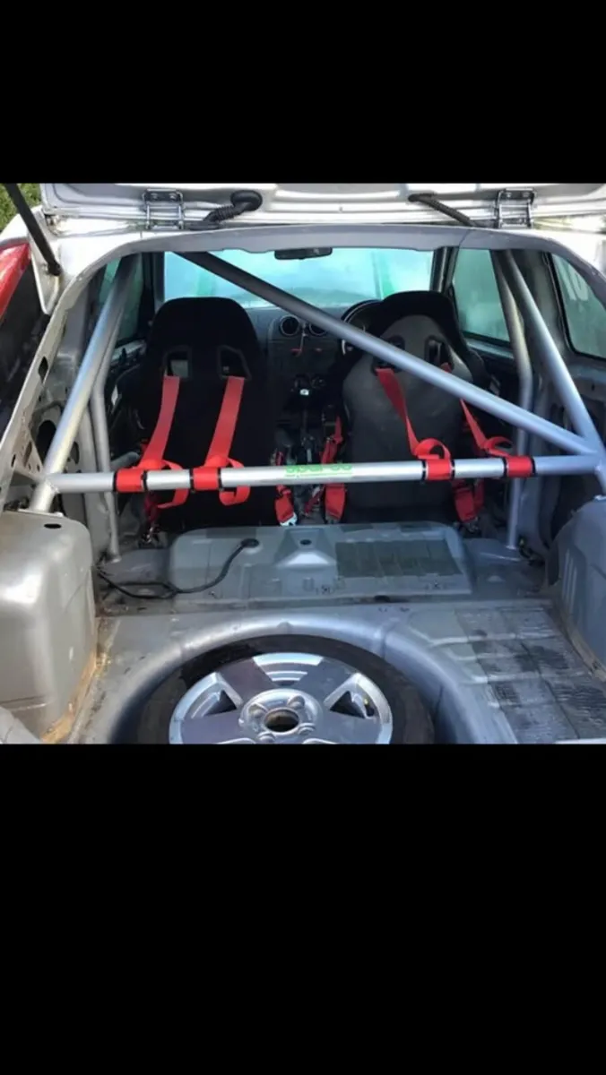 Ford Fiesta 2005 RSA rally car - Image 2