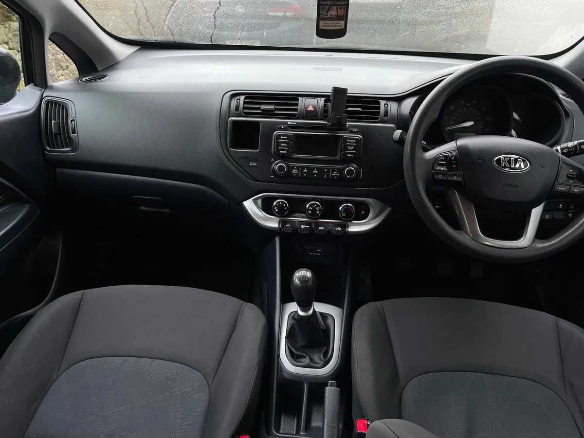 Kia Rio 2015 - Image 2