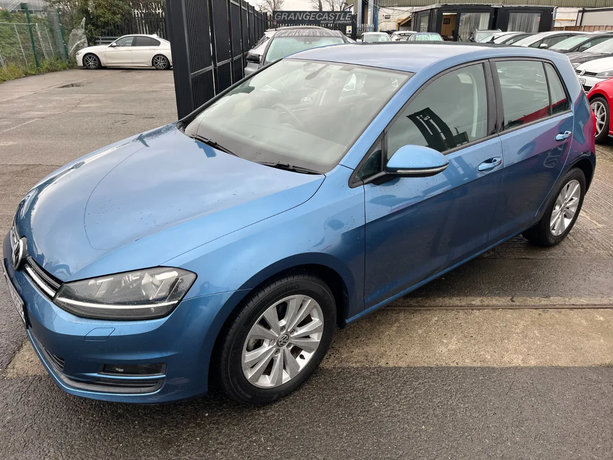 VOLKSWAGEN GOLF 2015, 1.2 TSI AUTO VERY LOW KMS - Image 3