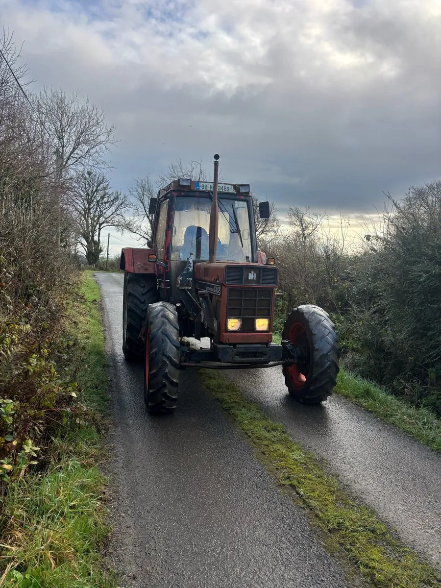 Case international 1056xl - Image 1