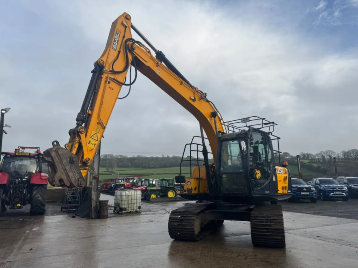 2018 JCB JS 145 LC Plus Excavator Digger - Image 4