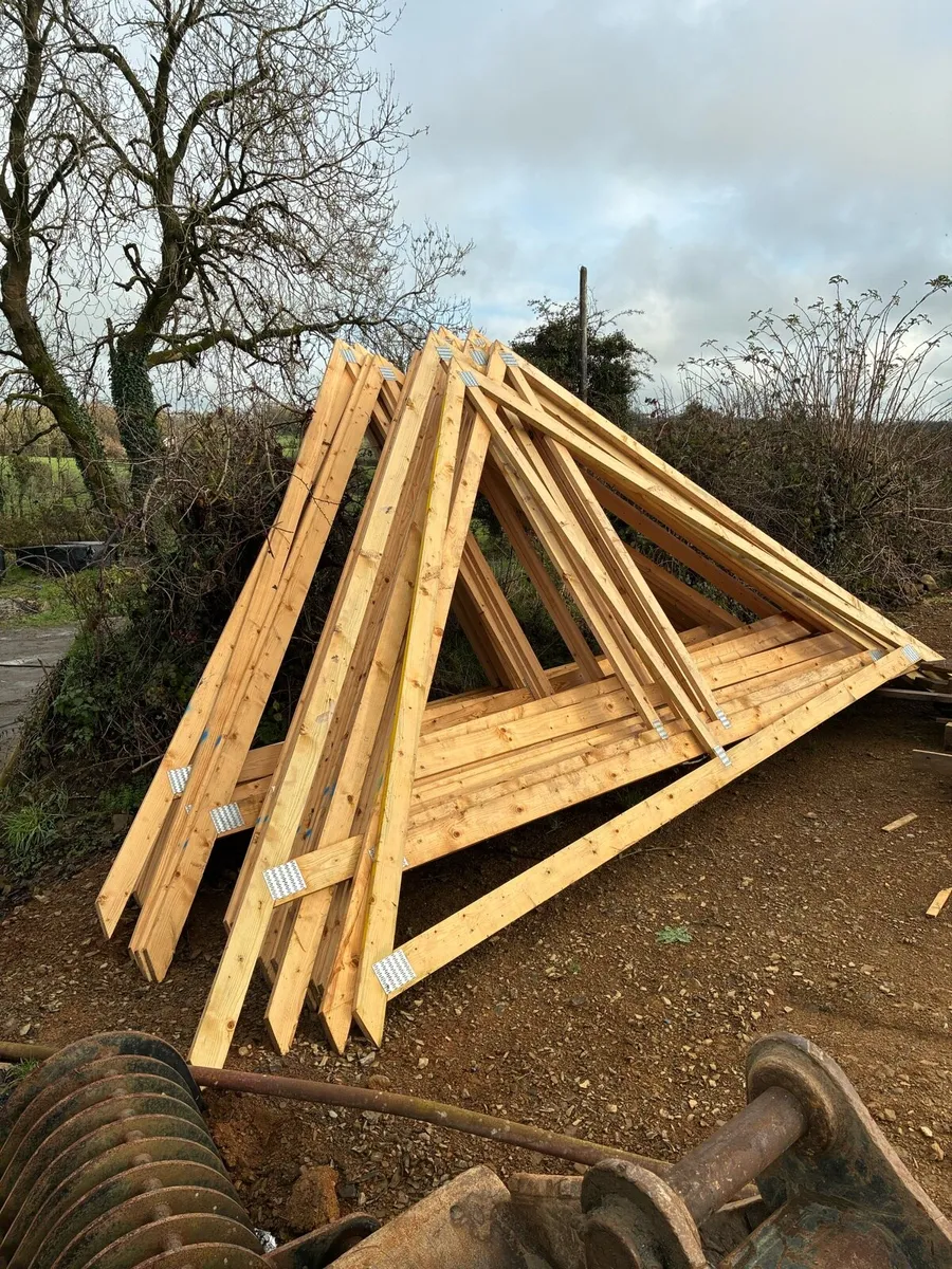 Roof trusses - Image 2