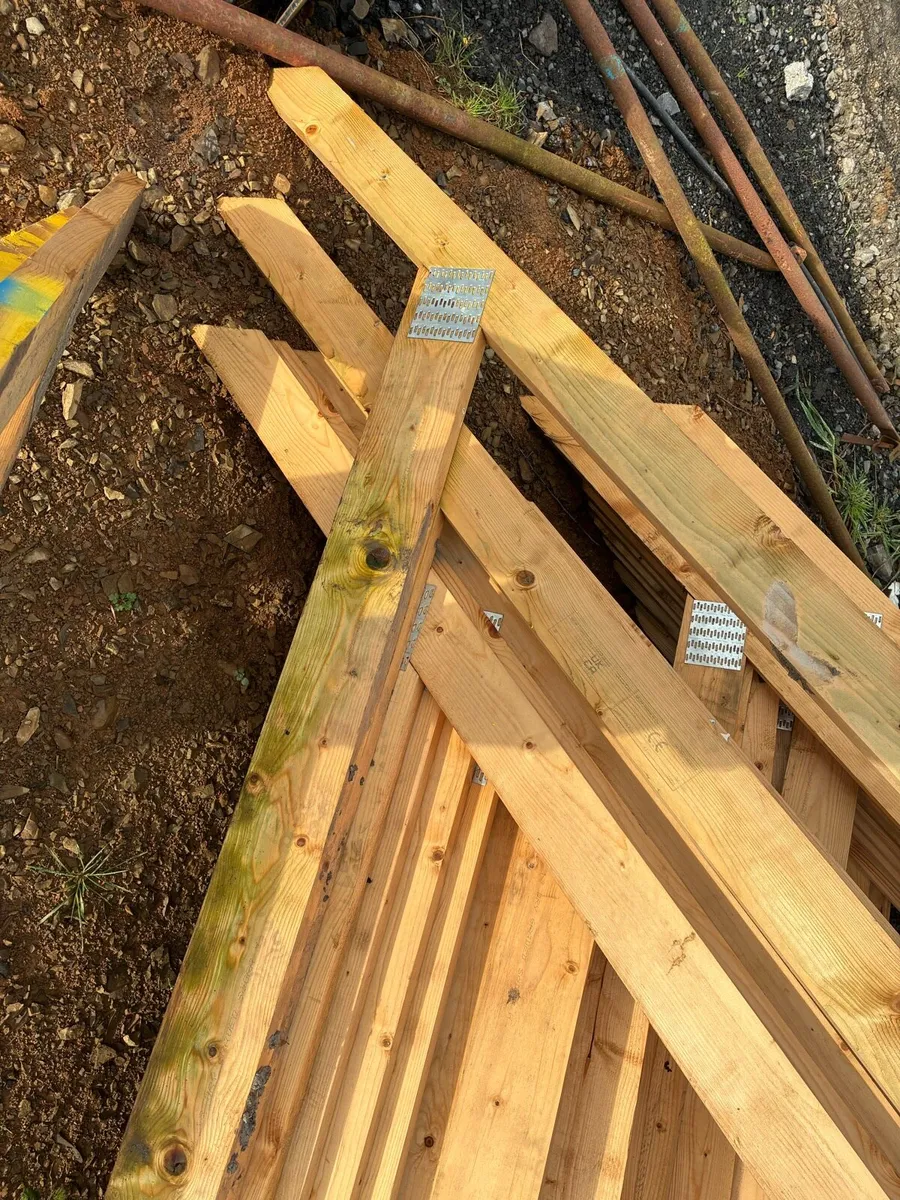 Roof trusses - Image 4