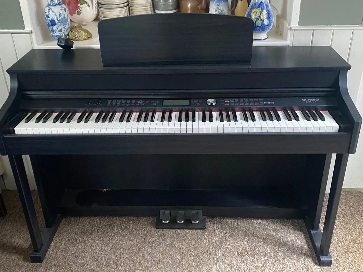 Digital Piano - Image 1