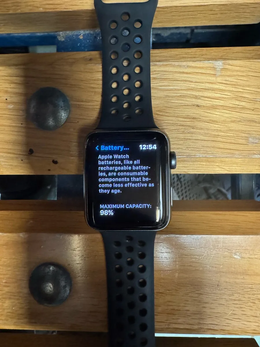 Apple Watch Series 3 - Image 3