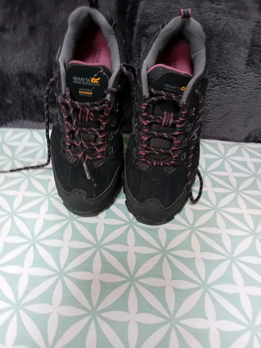 REGATTA LADIES WALKING SHOES