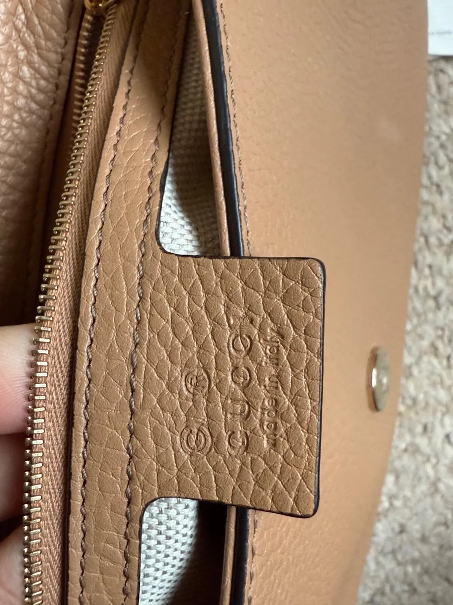 Gucci cross body Bag - Image 2