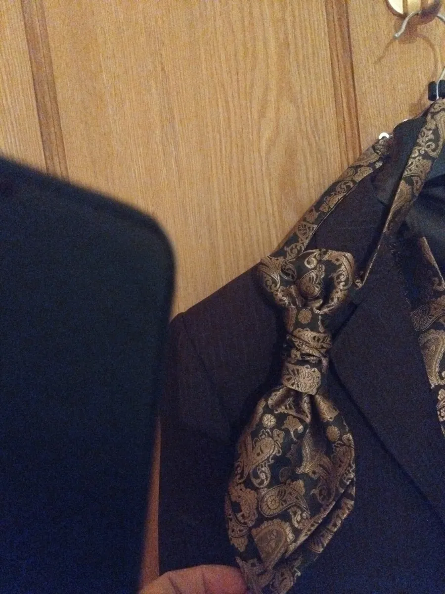 NEW Boys suit - Antonio Villini - Brown - Image 2