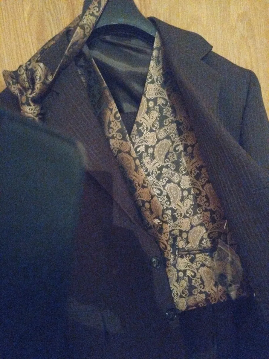 NEW Boys suit - Antonio Villini - Brown - Image 1