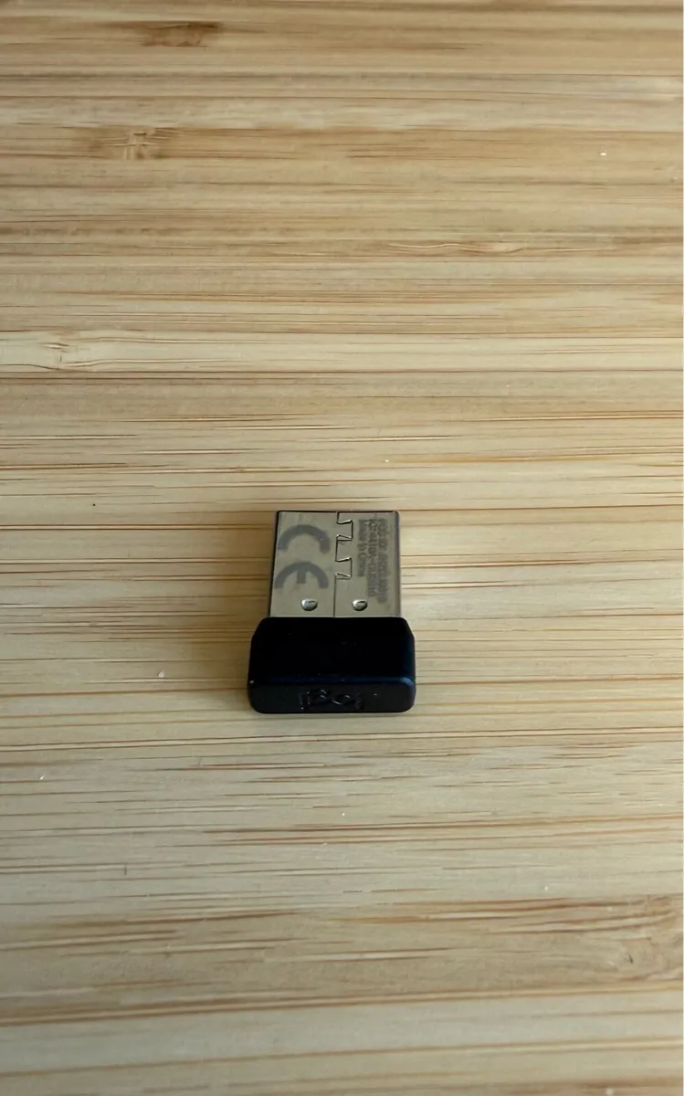 Logitech MK470 Wireless Keyboard & Mouse - Image 3