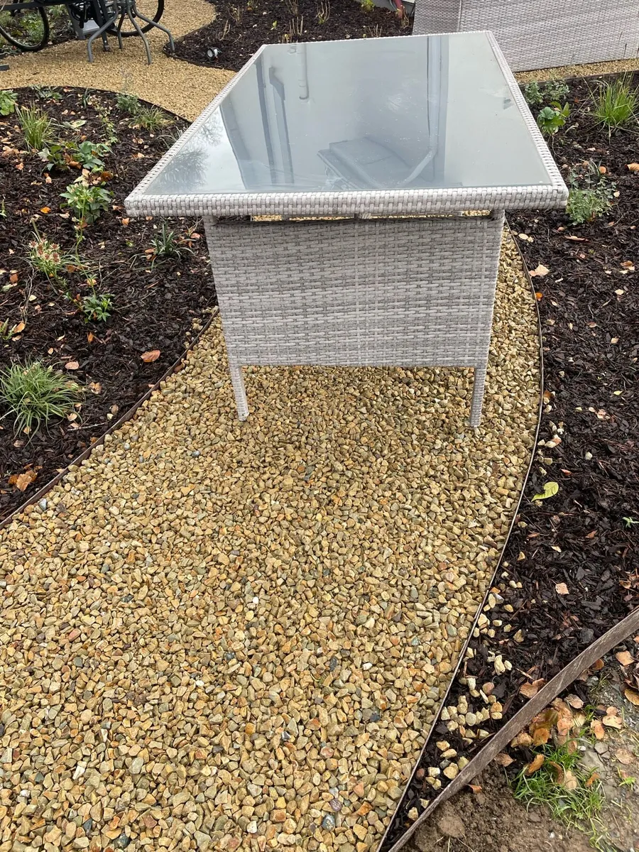 Garden Furniture - Image 4