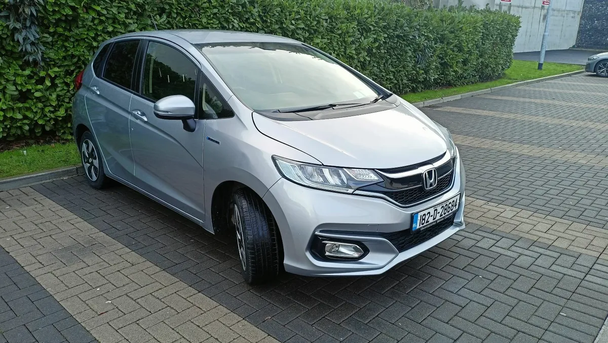 Honda Fit 2018 - Image 2