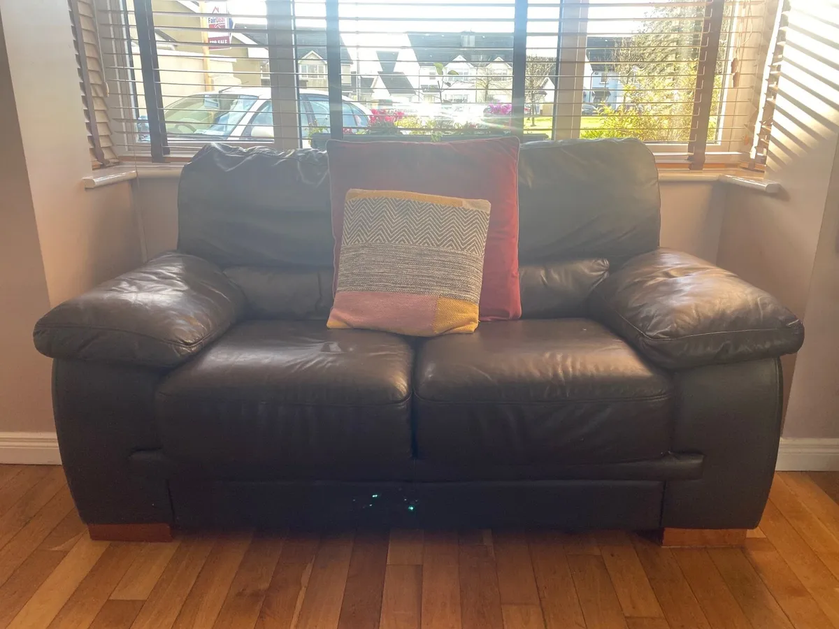 Black Leather 2 seater & arm chair - Image 1