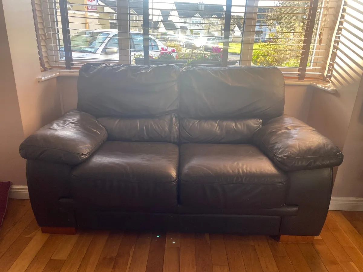 Black Leather 2 seater & arm chair - Image 2