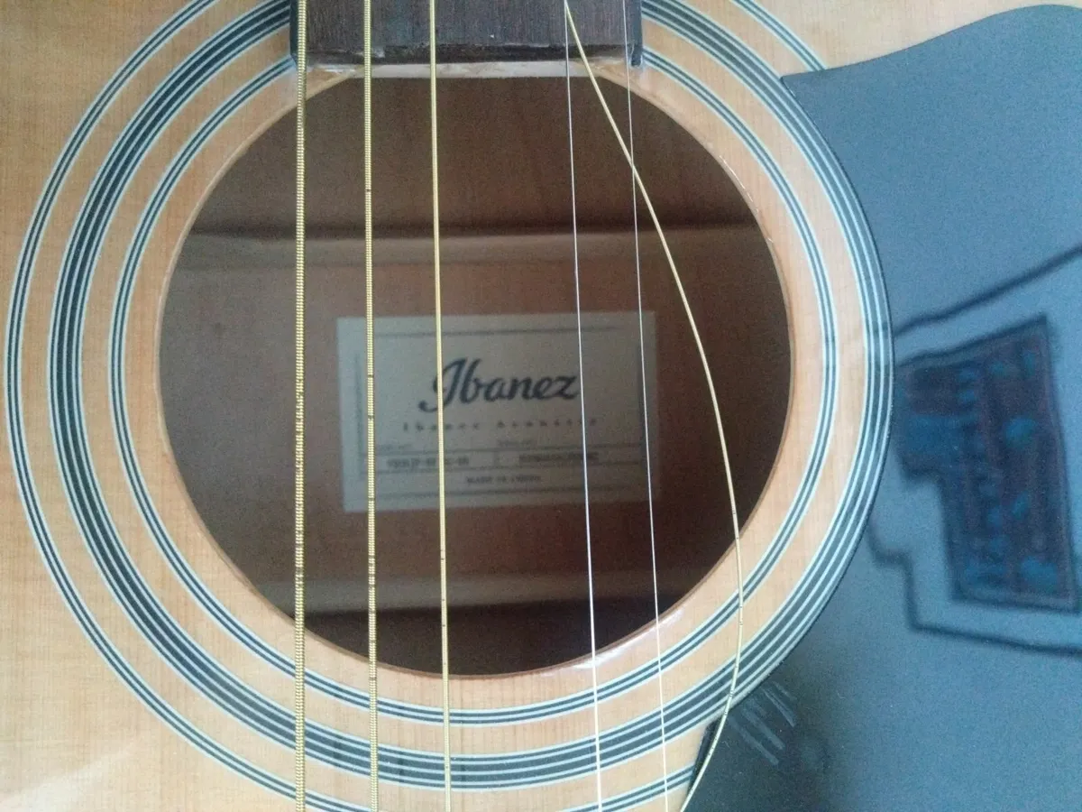 Ibanez Acoustic Guitar - Christmas gift? - Image 3