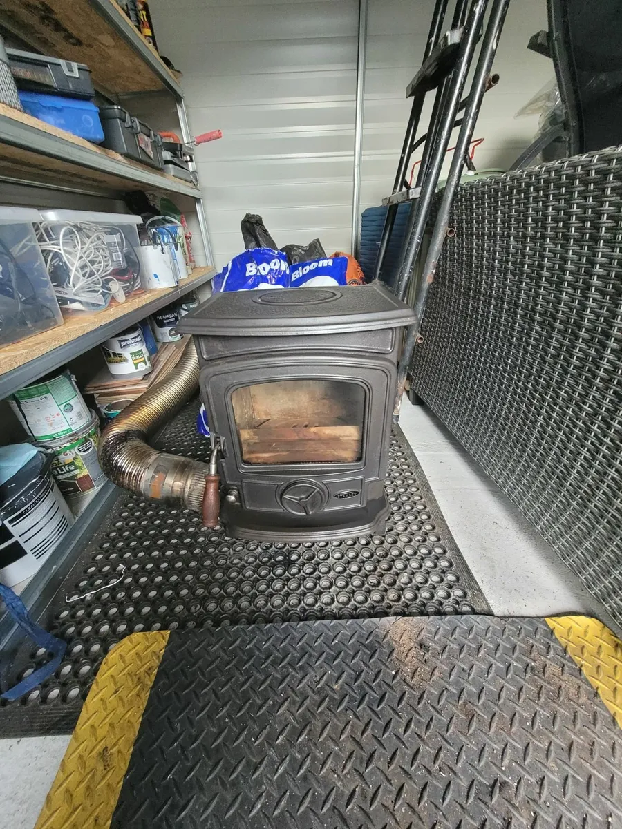 Stove - Image 1
