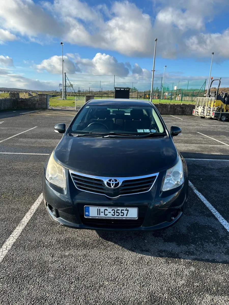 Toyota Avensis 2011 2L Diesel - Image 2