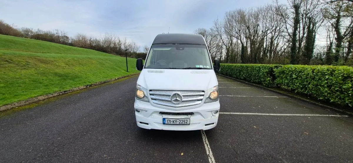 Mercedes Envoy - Image 1