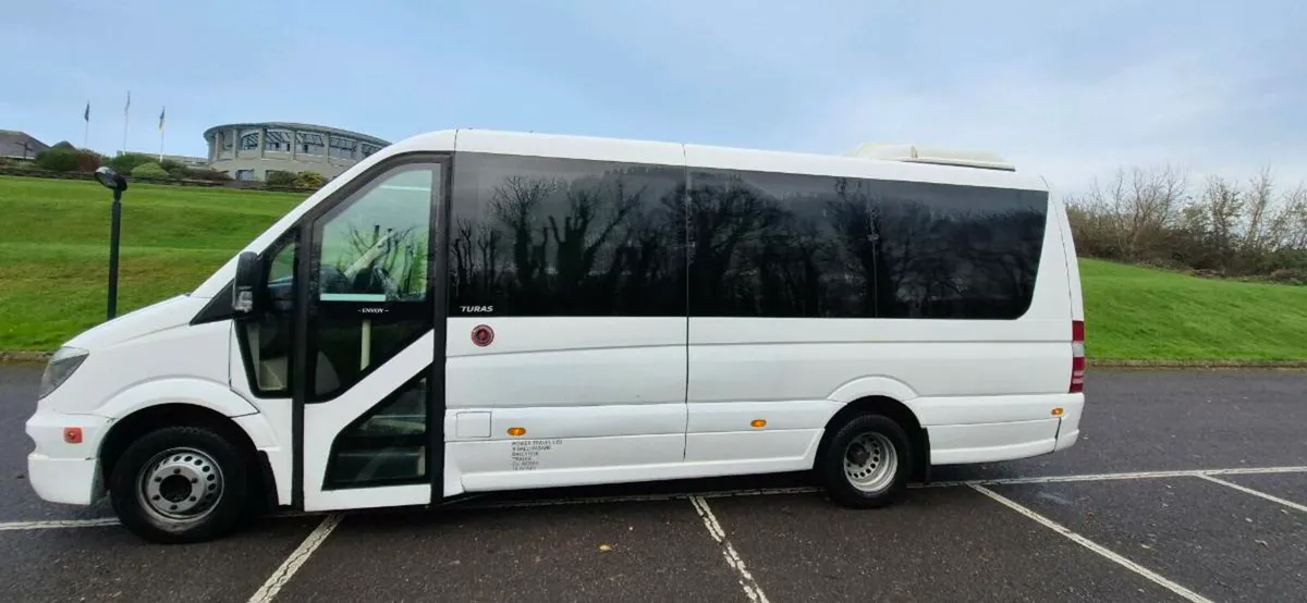 Mercedes Envoy - Image 2