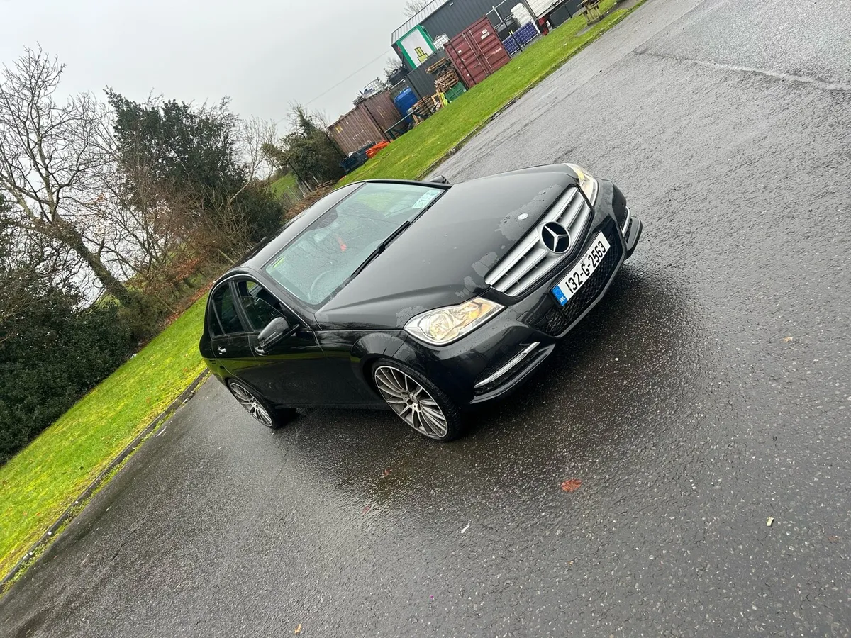 Mercedes C220 - Image 2