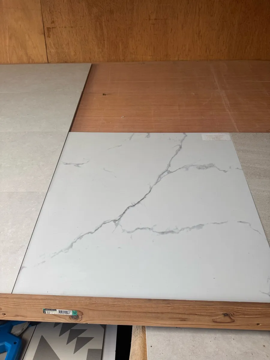Clearance joblot White Marble Effect 60cm x 60cm