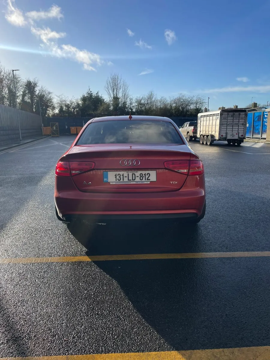 Audi A4 2.0 TDI SE TECHNIK 143PS 4D - Image 2