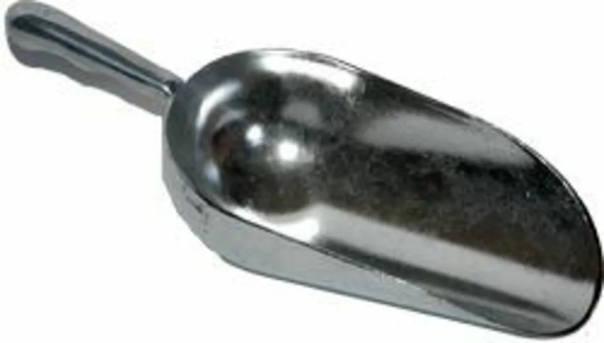 Scoops in Plastic & Metal. www.maceoinltd.com - Image 3