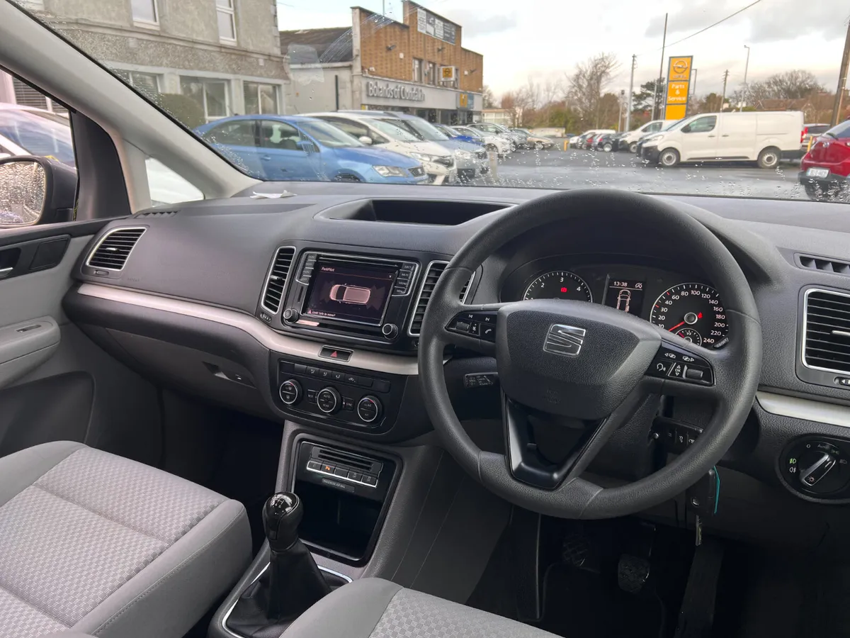 Low Kms Nice Spec Full Seat Service History With T - Image 3