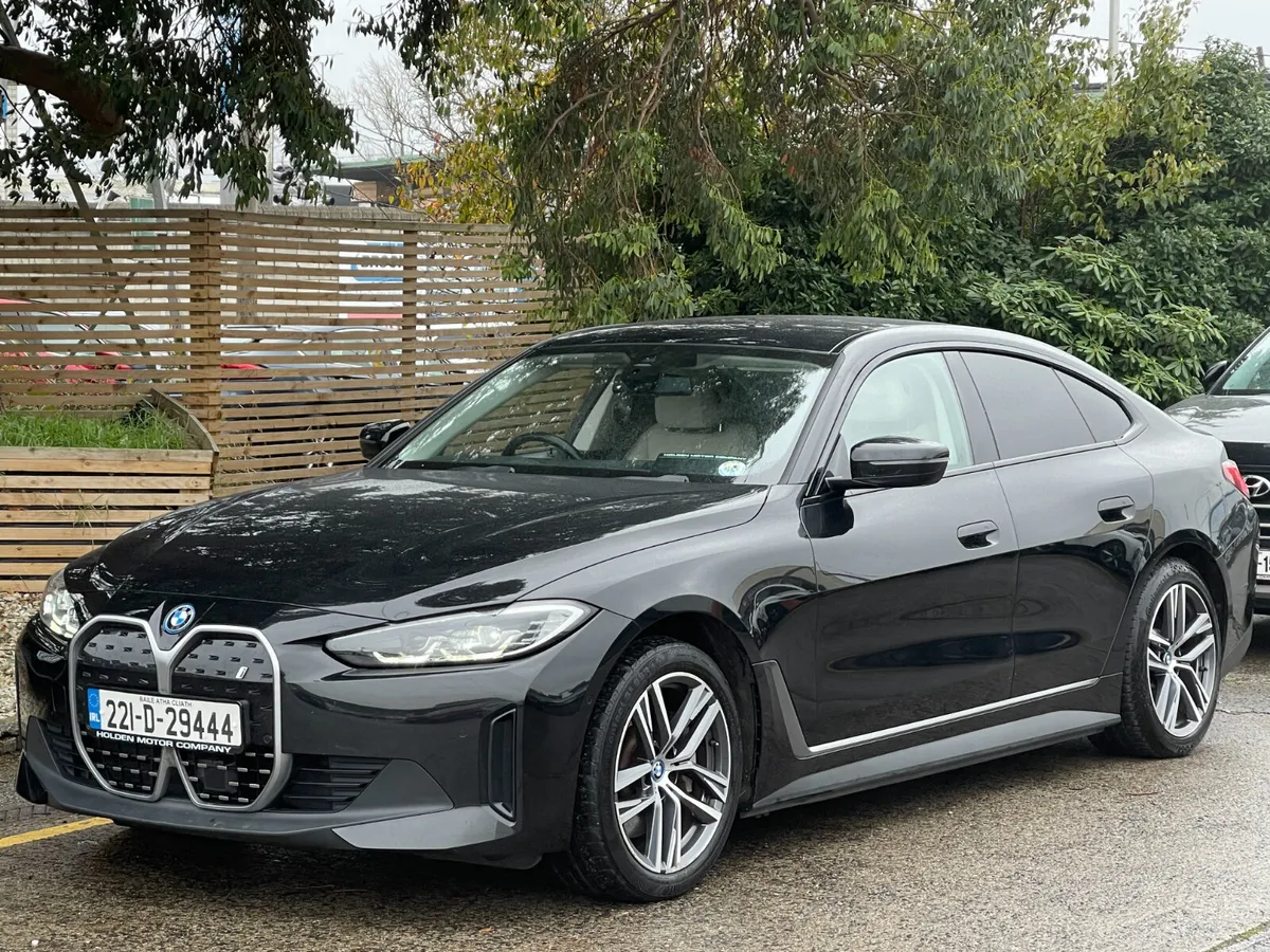 2022 BMW i4..HIGH SPEC..HEATED SEATS..2 KEYS - Image 2