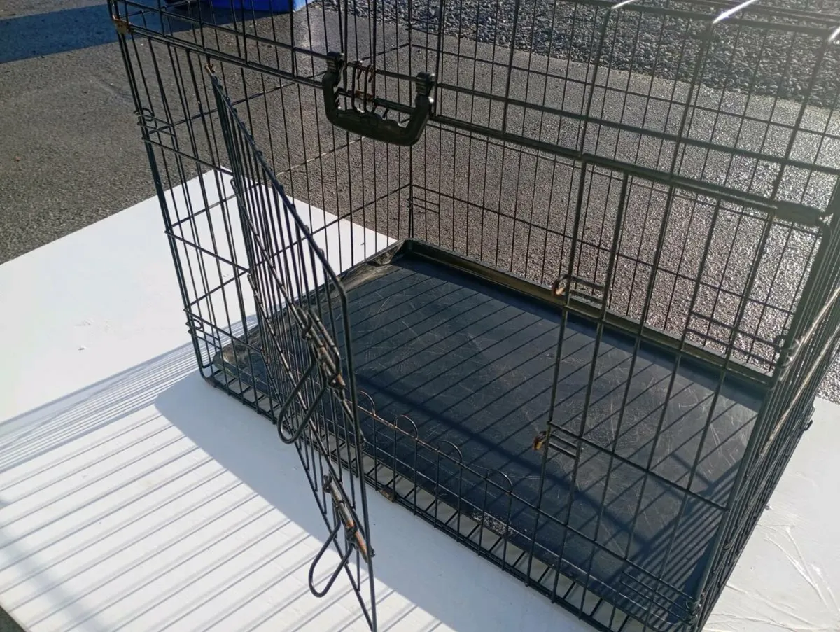 Dog Portable Pet Crate 75cm X 53cm X (H)61cm - Image 1