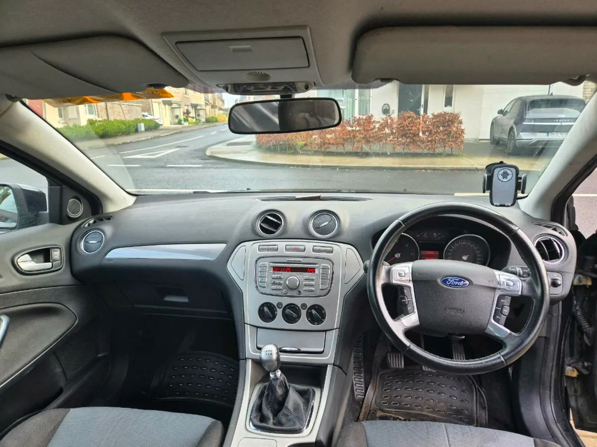 Ford Mondeo 1.8 Diesel - Image 4